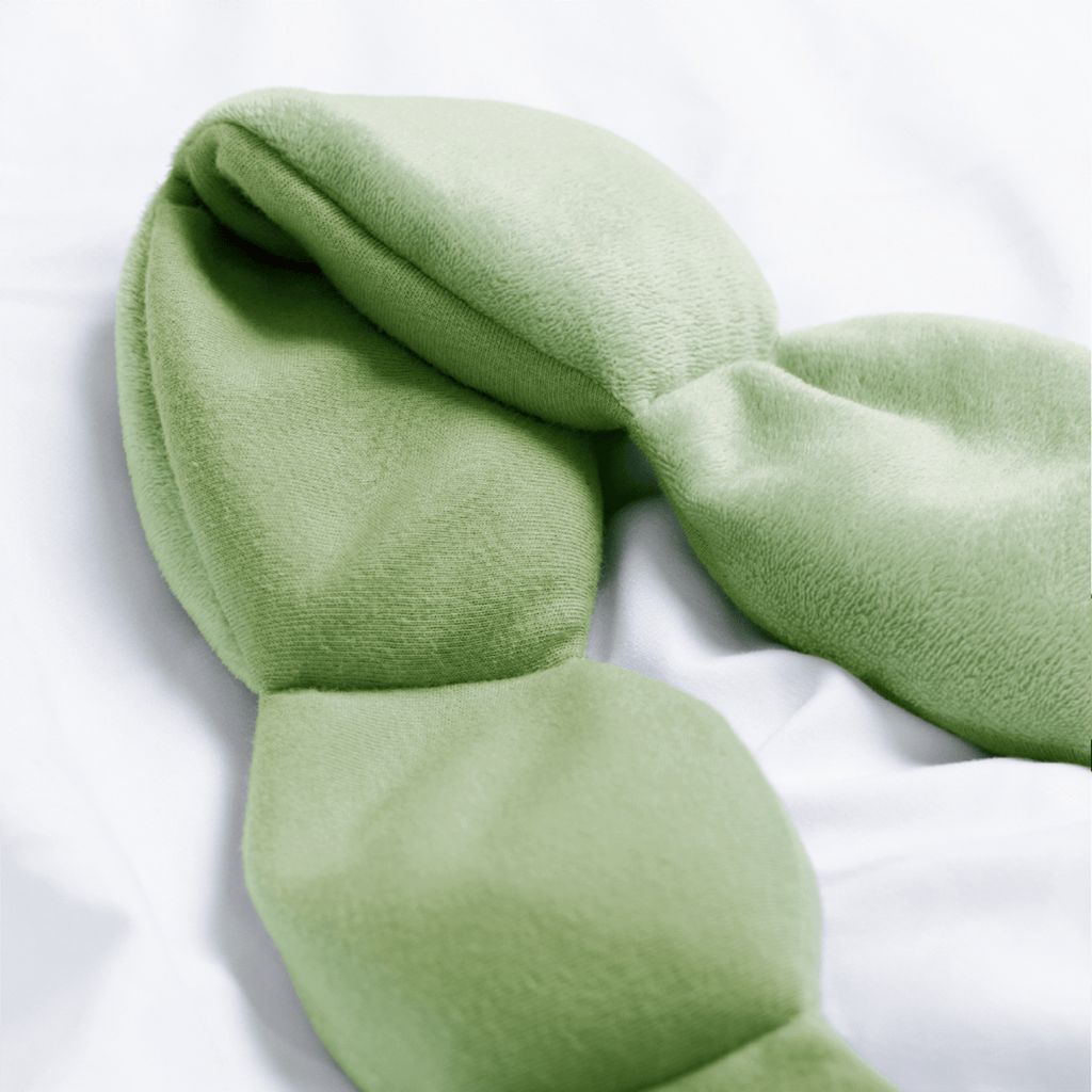 Soft green eye mask with microbeads