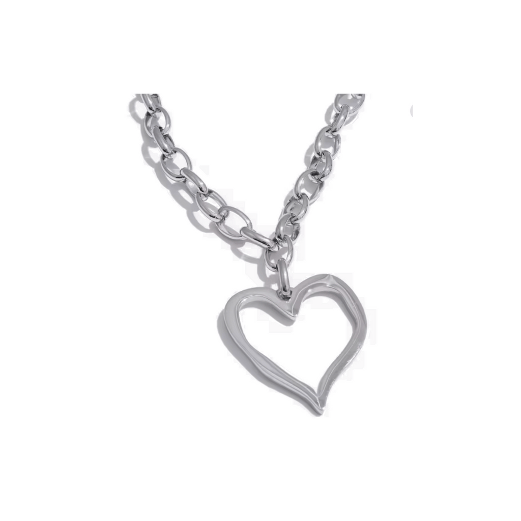 Silver oversized heart with chunky chain 