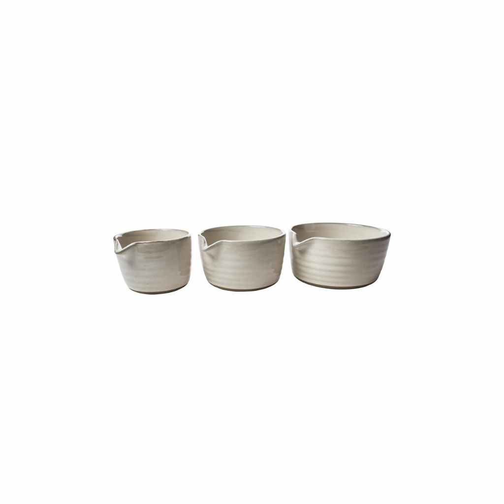In case you missed it Citrine's Monterey Prep Bowls were featured on Oprah's Favorite Things 2022 AND they made the list this year too for 2023!  Citrine is a casual lifestyle brand connecting artisanal decor with a warm and welcoming style.    Make life-long memories in the kitchen with Monterey's assortment of bakeware.  These prep bowls are no exception, just awesomeness!    Materials: Ceramic Small 4.5''DIA x 3.25''H  Medium 5.5‘’DIA x 3.25''H Large 6.5''DIA x 3.25''H 